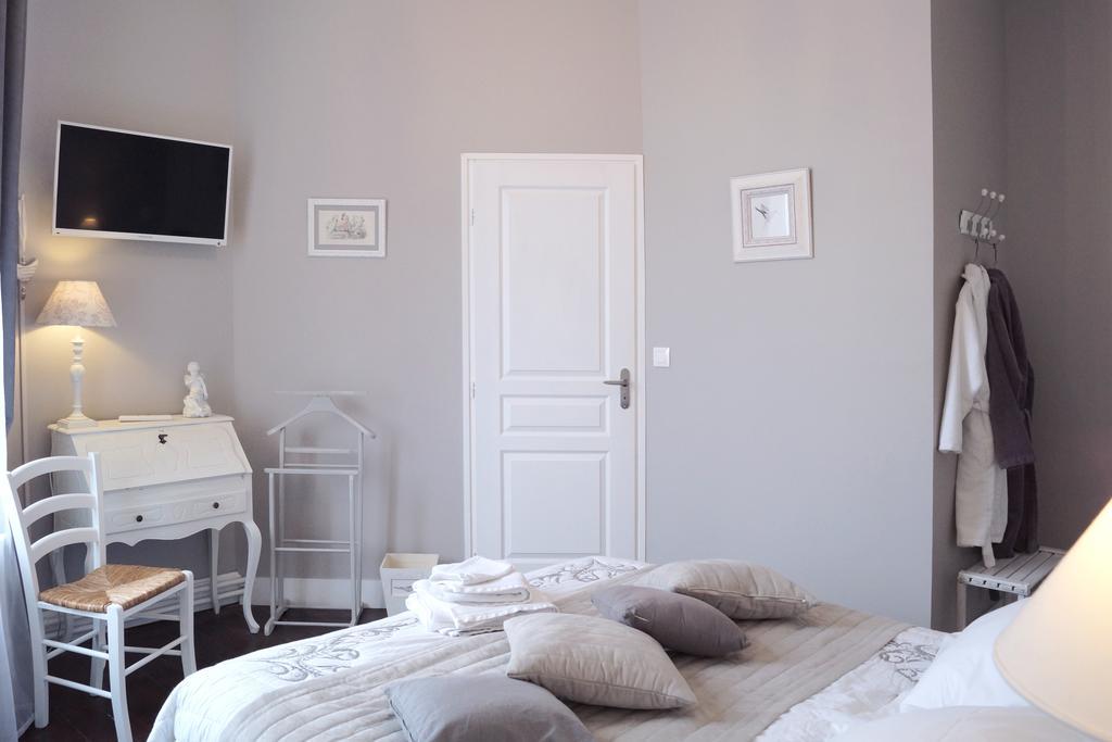 Chambres D'Hotes- Lille Aux Oiseaux ห้อง รูปภาพ